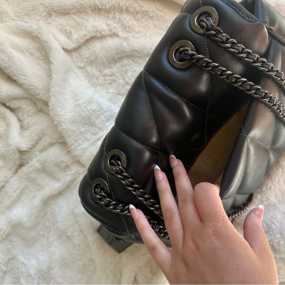 Coach quilted pillow Madison - Picture 7 of 8